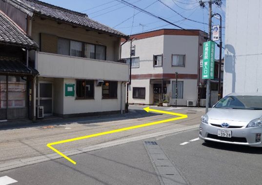 横須賀城下交差する箇所をわざとずらした食い違いの街並みの様子2か所目
