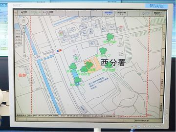 端末装置のモニター画面には西分署周辺の地図が映し出されている