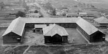 明治34年ごろの掛川中学校の上空から撮った写真