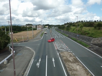 県道磐田掛川線（平野地内）の様子