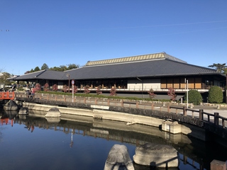 掛川市立中央図書館