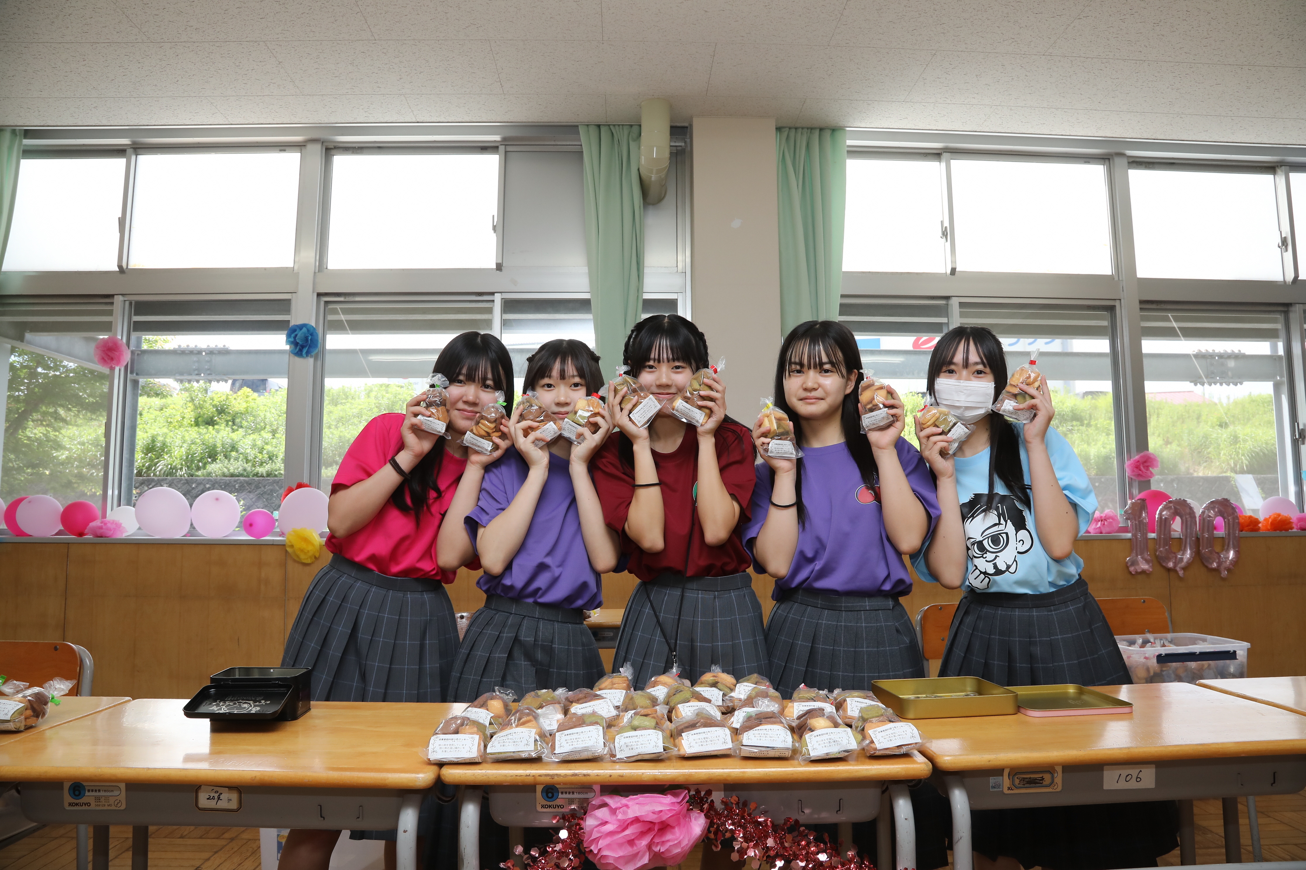 掛川東高等学校 家庭科部.JPG