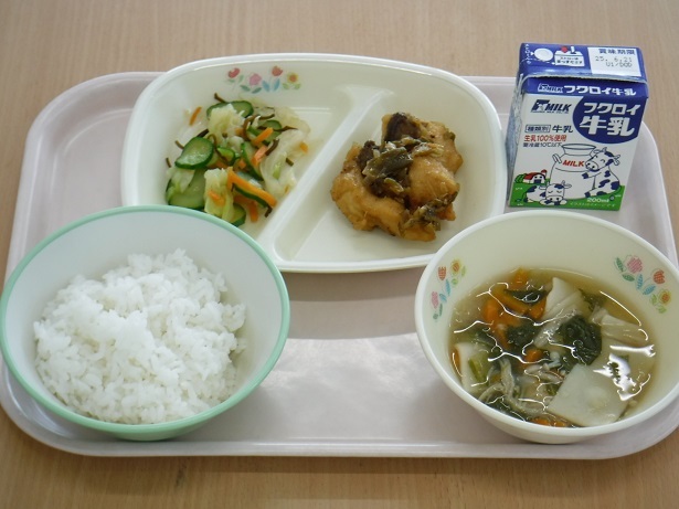 給食