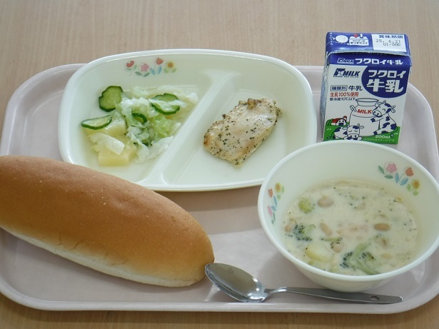 給食
