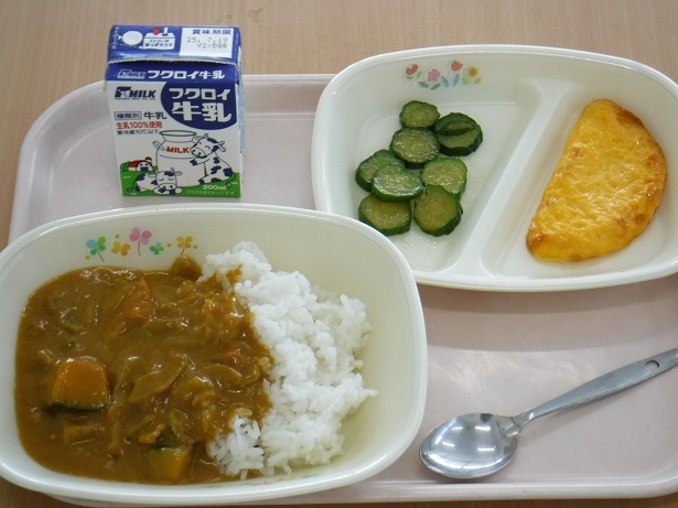 給食