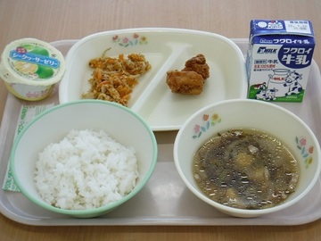給食