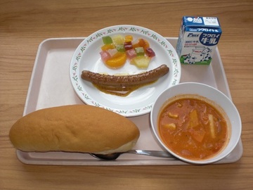 給食