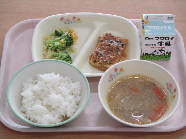 給食