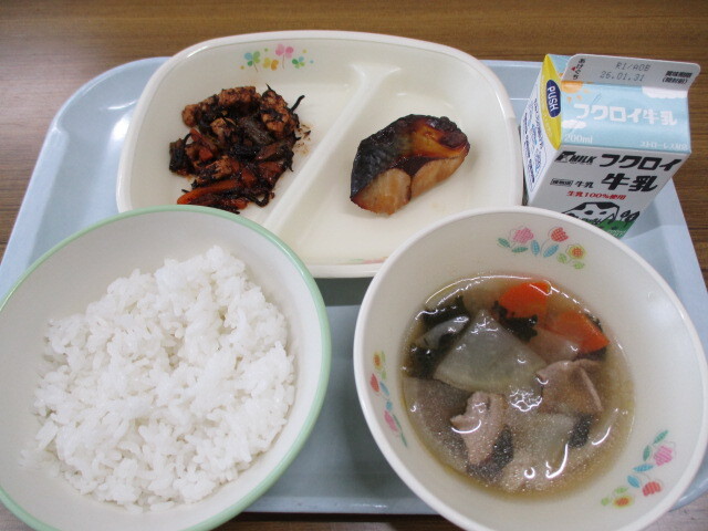 給食