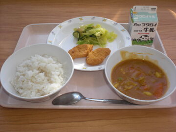 給食