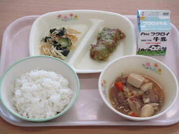 給食
