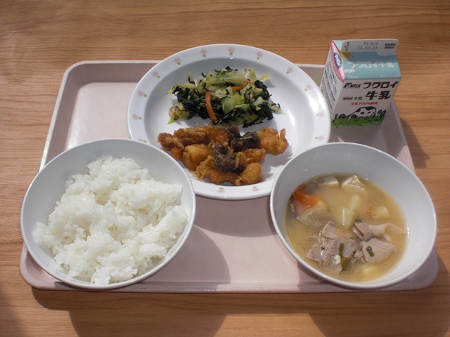 給食