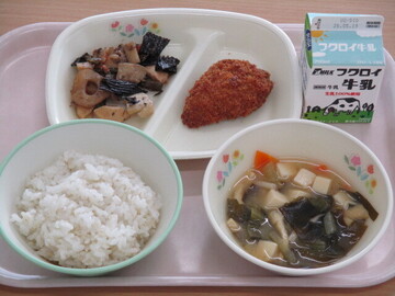 給食