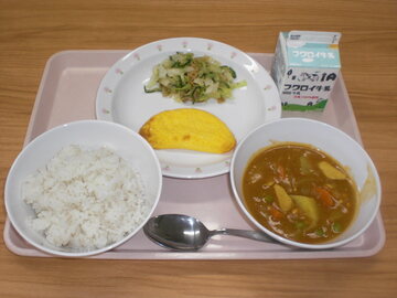 給食