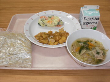 給食