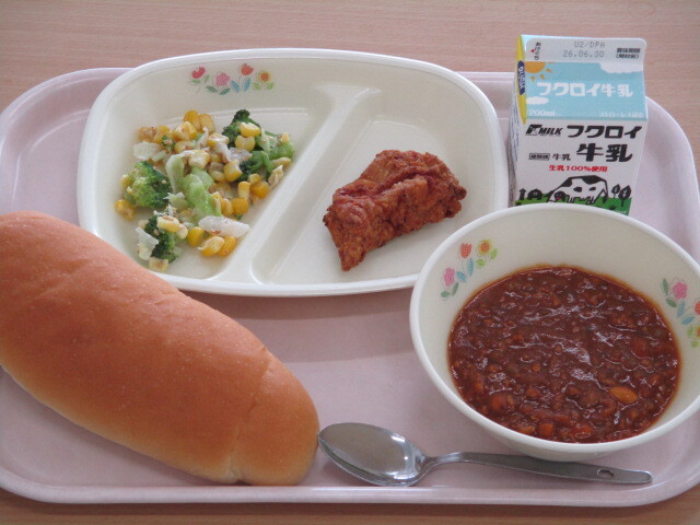給食