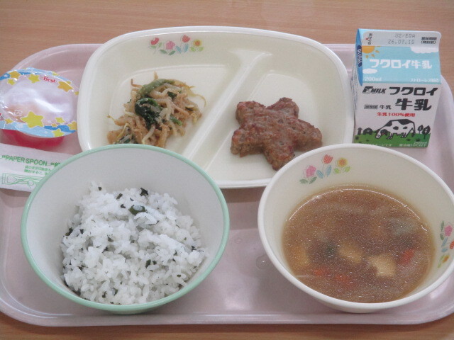 給食