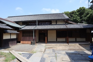 松ヶ岡旧山﨑家住宅(主屋) (JPG 756KB)