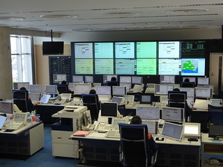 中東遠消防指令センターの様子