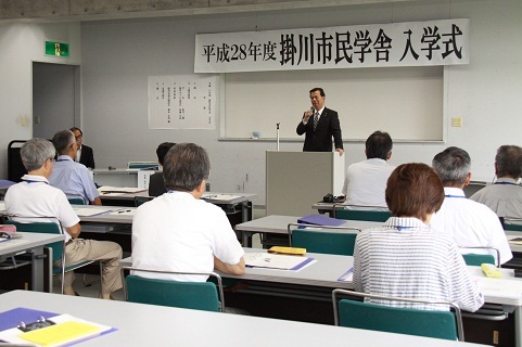 受講生を激励する松井市長