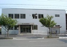 掛川市役所南館正面から見た外観