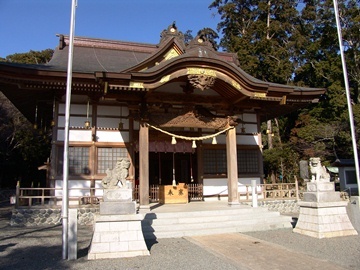 三熊野神社正面からの様子。