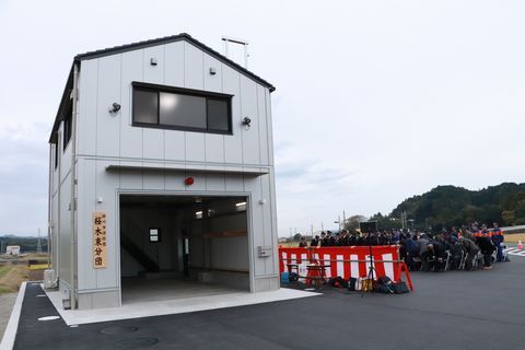 新しい桜木東分団消防センター、鉄骨2階建てで、1階は消防車が止めれるようになっている。